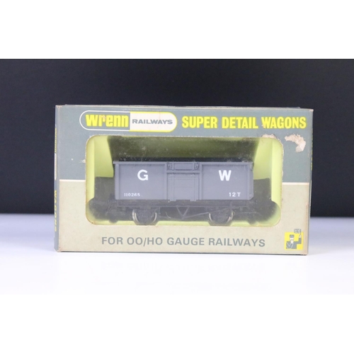 46 - Boxed Wrenn OO gauge W2229 4-6-2 Glasgow City locomotive blue BR plus 4 x boxed Wrenn items of rolli... 