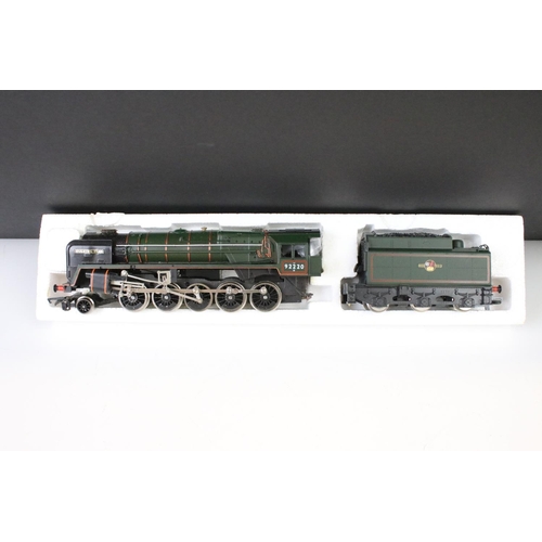 48 - Three boxed Hornby OO gauge locomotives to include R033 BR Class TMT Loco Morning Star, R303 BR Clas... 