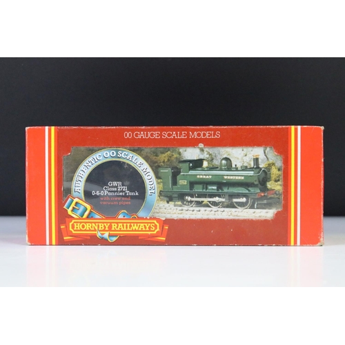 49 - Four boxed Hornby OO gauge locomotives to include R060 BR Class B17 4-6-0 Leeds United, R349 GWR Kin... 