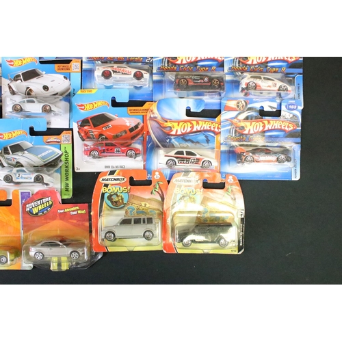 1139 - 34 Carded diecast models, to include 21 x Hot Wheels, 7 x Matchbox Originals, 5 x Matchbox & 1 Adven... 