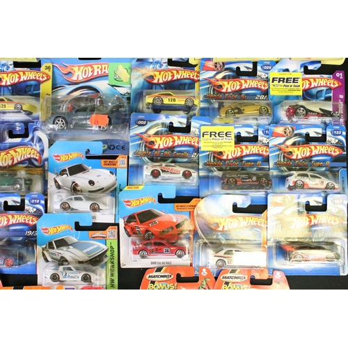 1139 - 34 Carded diecast models, to include 21 x Hot Wheels, 7 x Matchbox Originals, 5 x Matchbox & 1 Adven... 