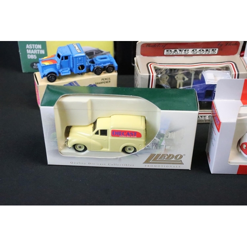 1179 - 33 boxed diecast models to include 2 x White Rose Collectibles (California Highway Patrol & Maryland... 