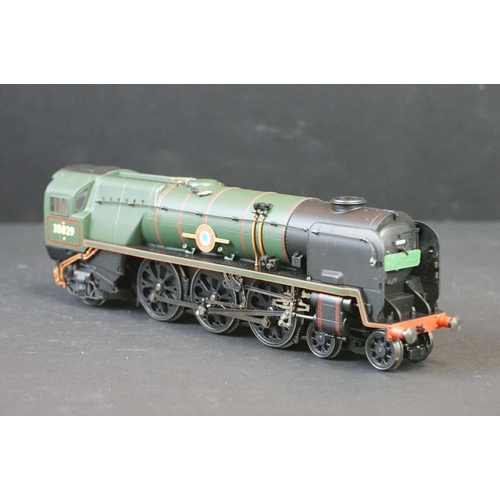 11 - Boxed Hornby OO gauge NRM National Railway Museum R2294 BR 4-6-2 Merchant Navy Class Ellerman Lines ... 