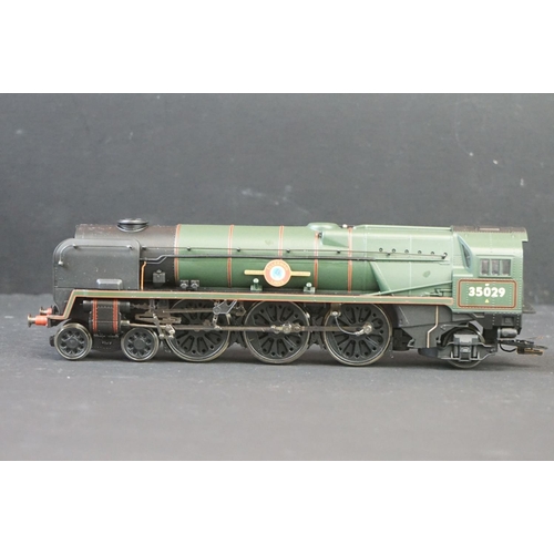 11 - Boxed Hornby OO gauge NRM National Railway Museum R2294 BR 4-6-2 Merchant Navy Class Ellerman Lines ... 