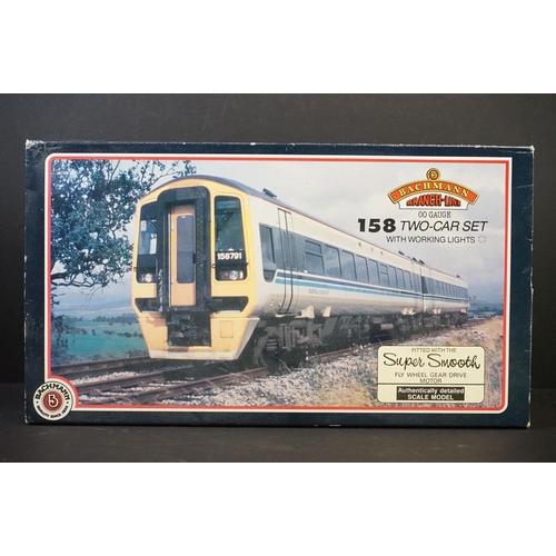 17 - Boxed Bachmann OO gauge 31500A 158 Two Car Set 'Regional Railways' DMU