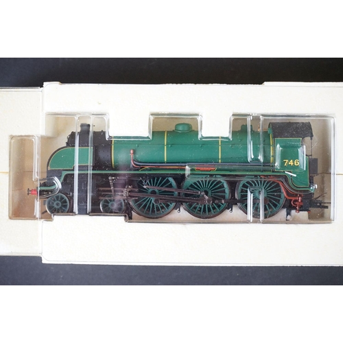 24 - Three boxed Hornby OO gauge Super Detail locomotives to include 2 x R2625 SR 0-4-0T Class M7 locomot... 