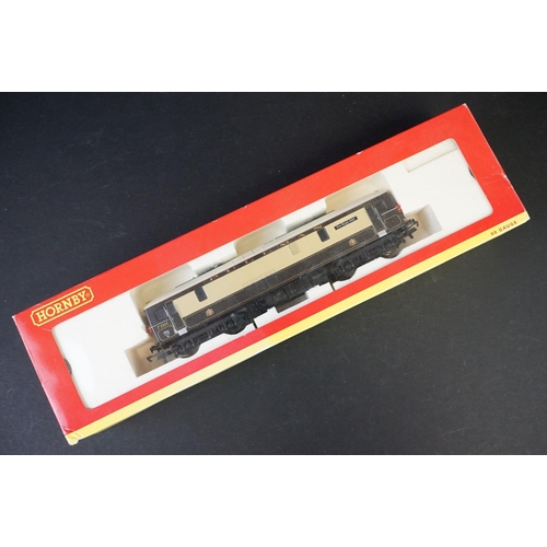 25 - Three boxed Hornby OO gauge Locomotives/Railcars to include R2524 GWR Diesel Railcar No 29, R2516 Bo... 