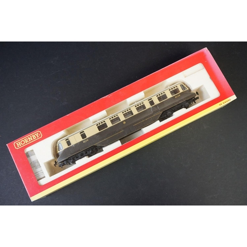 25 - Three boxed Hornby OO gauge Locomotives/Railcars to include R2524 GWR Diesel Railcar No 29, R2516 Bo... 