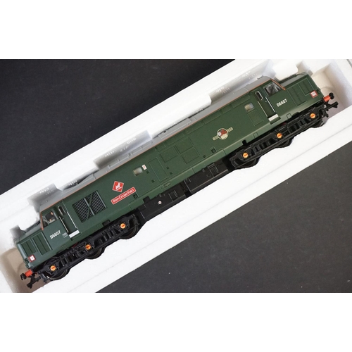 28 - Four boxed Bachmann OO gauge locomotives to include 32003 4936 Kinlet Hall Great Western with crest ... 