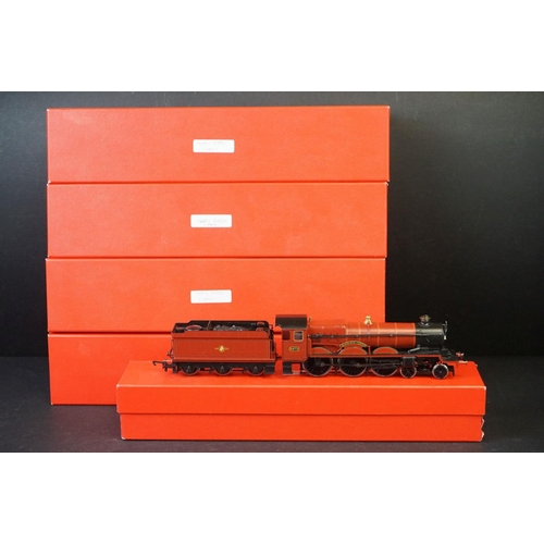 30 - Hornby OO gauge Harry Potter Hogwarts Castle locomotive plus 4 x Hornby Hogwarts Express coaches (on... 