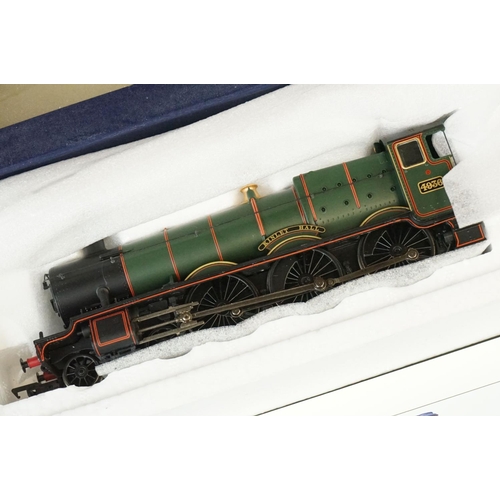 43 - Six boxed Bachmann OO gauge locomotives to include 31401 Lord Nelson 864 Sir Martin Frobisher Malach... 