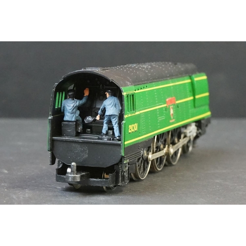 5 - Cased Hornby OO gauge Exeter SR 4-6-2 West Country Class locomotive, with certificate