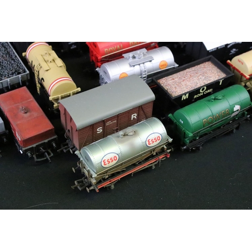 67 - 50 OO gauge items of rolling stock featuring ltd edn examples, Bachmann, Dapol, Hornby etc