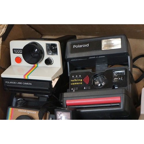 366 - Collection of 12 Polaroid instant cameras to include a Polaroid 636 Talking Camera, Polaroid Colorpa... 
