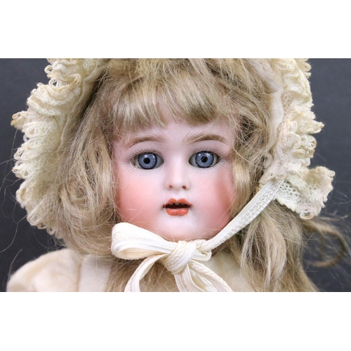 450 - Two Kammer & Reinhardt / Simon & Halbig Bisque Head Dolls, one impressed number 39, 37cm high and th... 