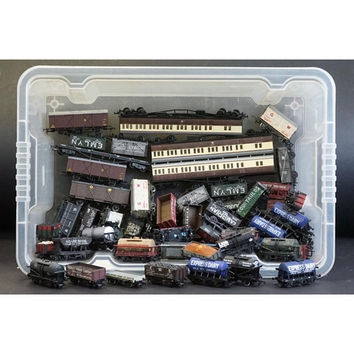 100 - Around 65 OO gauge items of rolling stock to include ltd edn, and custom examples, Bachmann, Mainlin... 