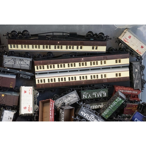 100 - Around 65 OO gauge items of rolling stock to include ltd edn, and custom examples, Bachmann, Mainlin... 