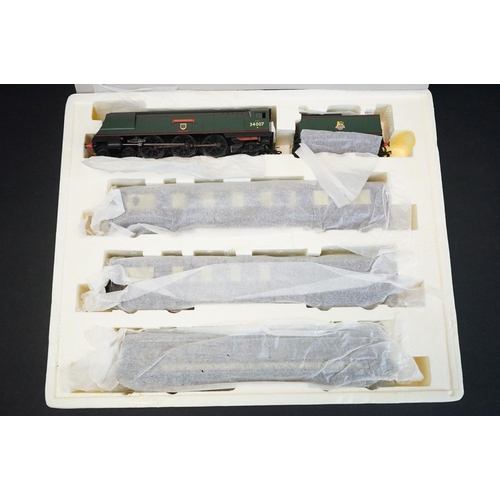 105 - Boxed Hornby OO gauge R2817 Devon Belle Train Pack, complete with Wadebridge locomotive, showing som... 