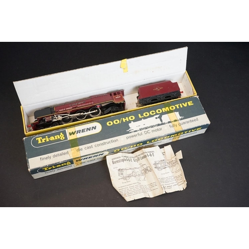 112 - Boxed Triang Wrenn OO gauge No 2226 City of London locomotive (tatty box)