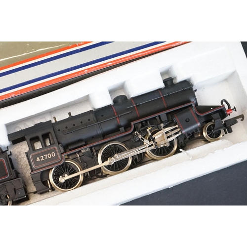 116 - Boxed Lima OO gauge 205120 MWG 2-6-0 locomotive in black with tender (box shows wear with split to w... 