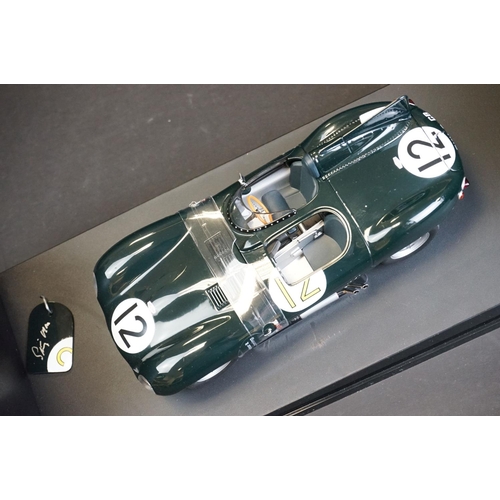 1180 - Autograph - Boxed 1/18 AutoArt 73561 Jaguar D Type short nose in green with short nose signed by Sti... 