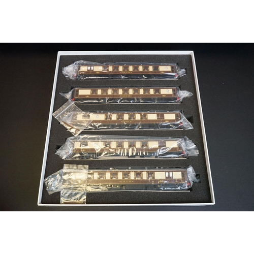 70 - Boxed Golden Age Models OO gauge Five Pullman Coach set in Brown & Cream #3051 4Motor, No 89, Doris,... 