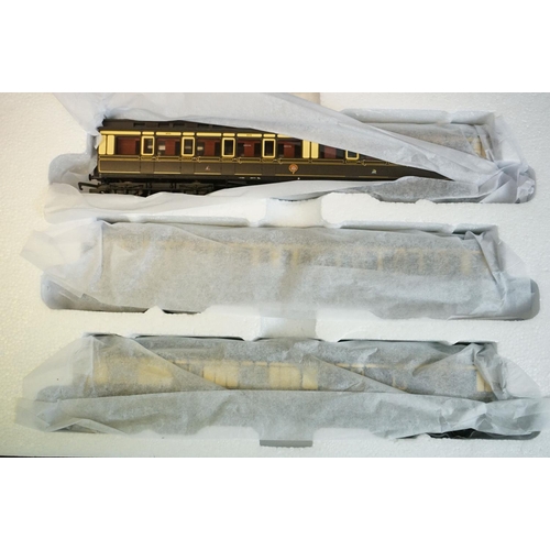 75 - Boxed Hornby OO gauge ltd edn R3219 Great Western Troop Train Pack, complete with certificate