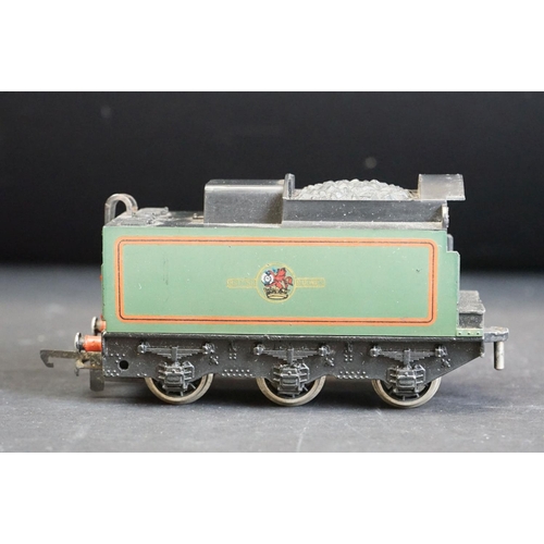 80 - Boxed Wrenn OO gauge W2238 4-6-2 Clanline BR green locomotive