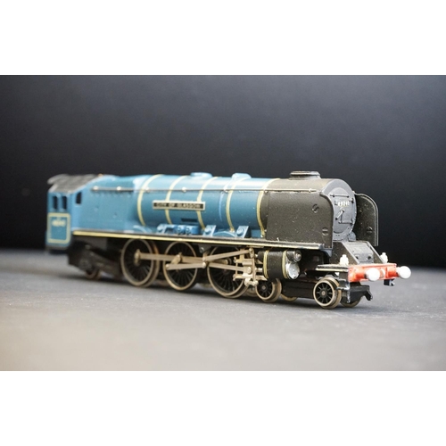 81 - Boxed Wrenn OO gauge W2229 4-6-2 Glasgow City Blue BR locomotive