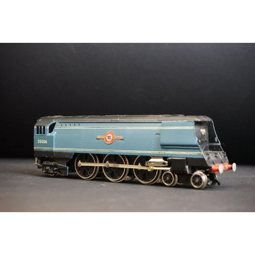 82 - Boxed Wrenn OO gauge W2267 Lamport & Holt 4-6-2 BR Blue locomotive