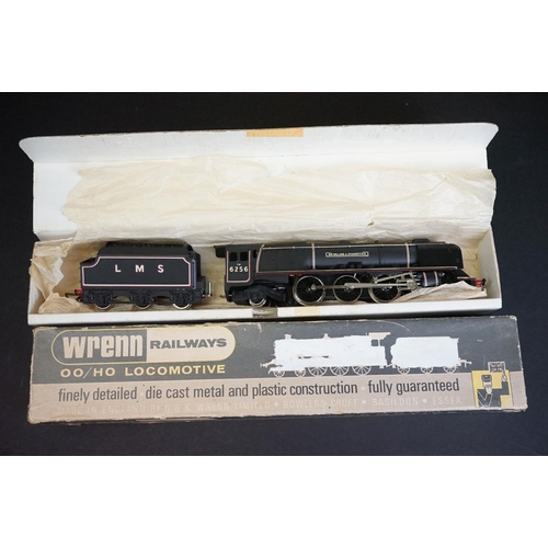 84 - Two boxed Wrenn OO gauge locomotives to include Queen Elizabeth 4-6-2 LMS in maroon (damage to box l... 