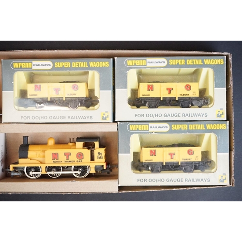 85 - Two Wrenn OO gauge locomotives to include 0-6-0 NCB and 0-6-0 NTG North Thames Gas along with 4 x bo... 