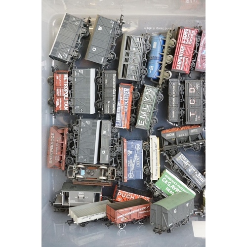 86 - Around 60 OO gauge items of rolling stock to include ltd edn examples, Bachmann, Dapol, Mainline etc