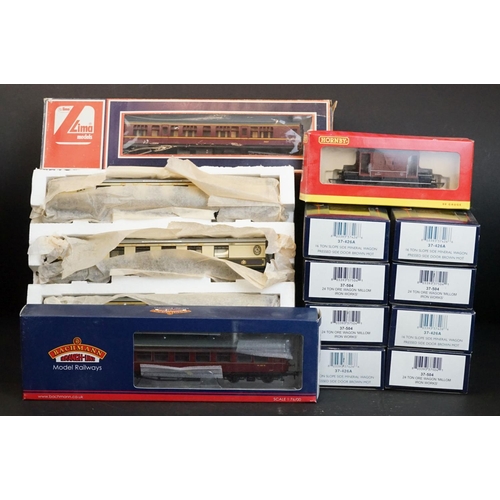 87 - 10 Boxed OO gauge items of rolling stock to include 9 x Bachmann and 1 x Lima plus a Hornby Torquay ... 