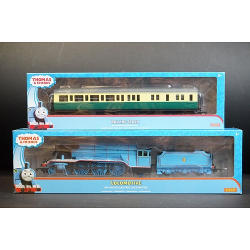 94 - Boxed Hornby Thomas & Friends R9291 Gordon the Blue Engine locomotive plus boxed R9298 Gordon's Brak... 