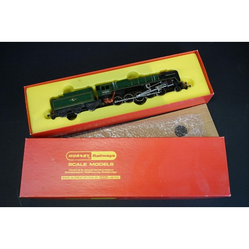 96 - Three boxed Hornby / Triang OO gauge locomotives to include R2509A Class 121 Driving Motor Brake W55... 