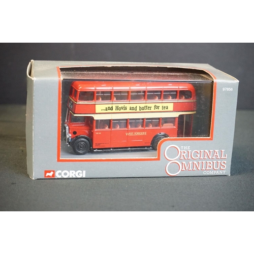 1071 - 15 Boxed EFE Exclusive First Editions 1:76 diecast model buses, plus a cased Corgi 'The Original Omn... 