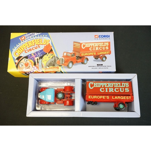 1079 - 17 Boxed Corgi Classics 'Chipperfields Circus' diecast models & figure sets to include 97888 Foden C... 