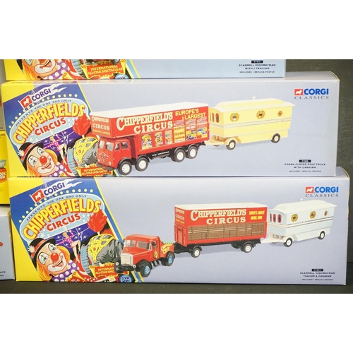 1079 - 17 Boxed Corgi Classics 'Chipperfields Circus' diecast models & figure sets to include 97888 Foden C... 