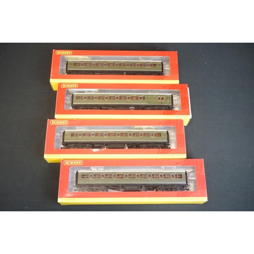 60 - 21 Boxed Hornby OO gauge items of rolling stock to include R4297E, R4300C, R4298B, R4300D, R4301C et... 