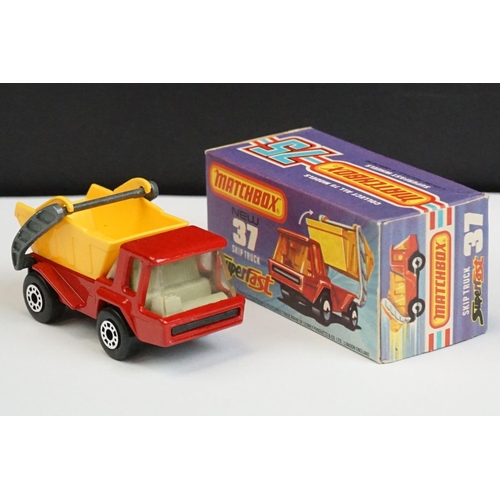 1325 - 12 Boxed Matchbox 75 Series Superfast diecast models to include 71 Cattle Truck, 33 Police Motor-Cyc... 