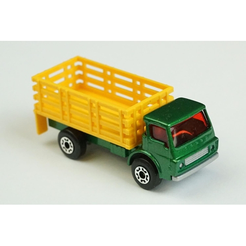 1326 - 12 Boxed Matchbox 75 Series Superfast diecast models to include 69 Security Truck, 71 Cattle Truck, ... 