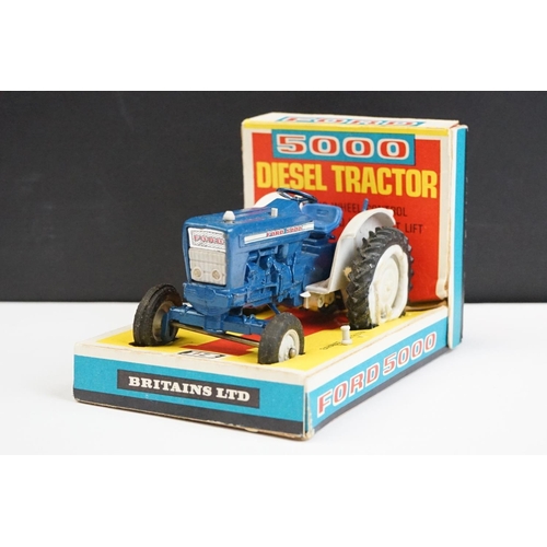 1328 - Boxed Britains 9527 Ford 5000 Tractor diecast model (diecast vg but heavy repair to wheels) plus 2 x... 