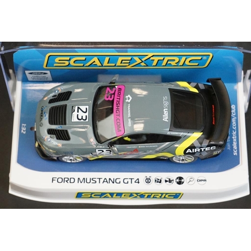 286 - Seven cased Scalextric slot cars to include C4182 Ford Mustang GT4, C4036 Aston Martin Vantage GT3, ... 