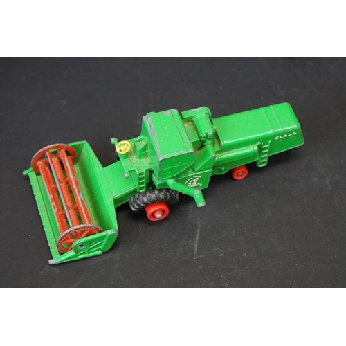 1250 - 30 Mid 20th C onwards play worn Matchbox diecast models, to include King Size, Super Kings, Speed Ki... 