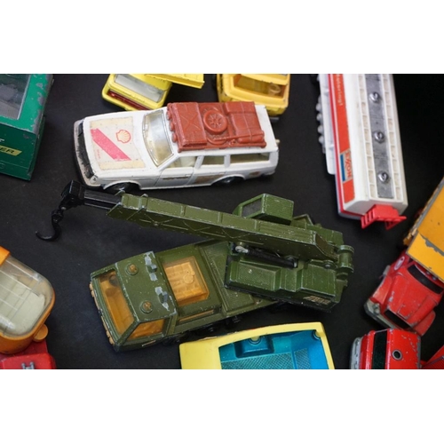 1250 - 30 Mid 20th C onwards play worn Matchbox diecast models, to include King Size, Super Kings, Speed Ki... 