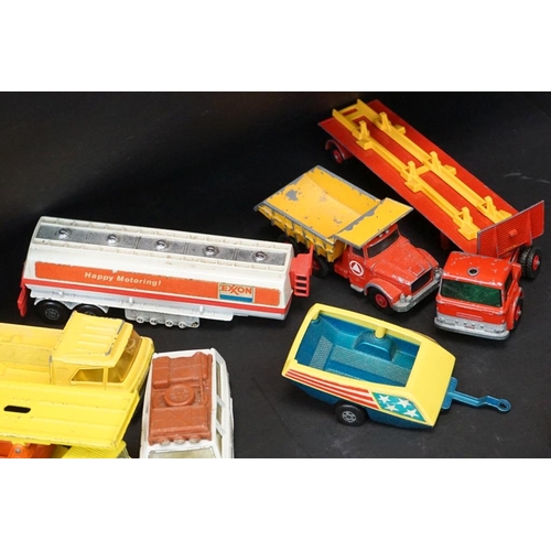 1250 - 30 Mid 20th C onwards play worn Matchbox diecast models, to include King Size, Super Kings, Speed Ki... 