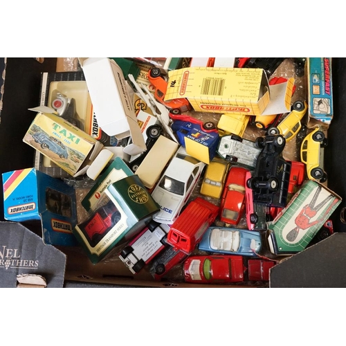 1250A - Over 100 diecast models, featuring a small quantity of mid 20th C examples, includes Matchbox, Dinky... 