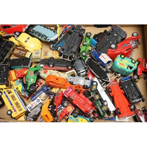 1250A - Over 100 diecast models, featuring a small quantity of mid 20th C examples, includes Matchbox, Dinky... 