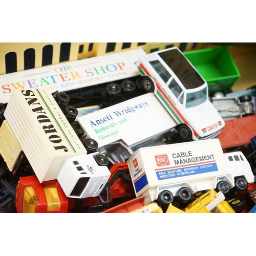 1251A - Around 100 diecast models to include Corgi, Siku, Matchbox & Lledo examples, featuring Corgi Whizzwh... 